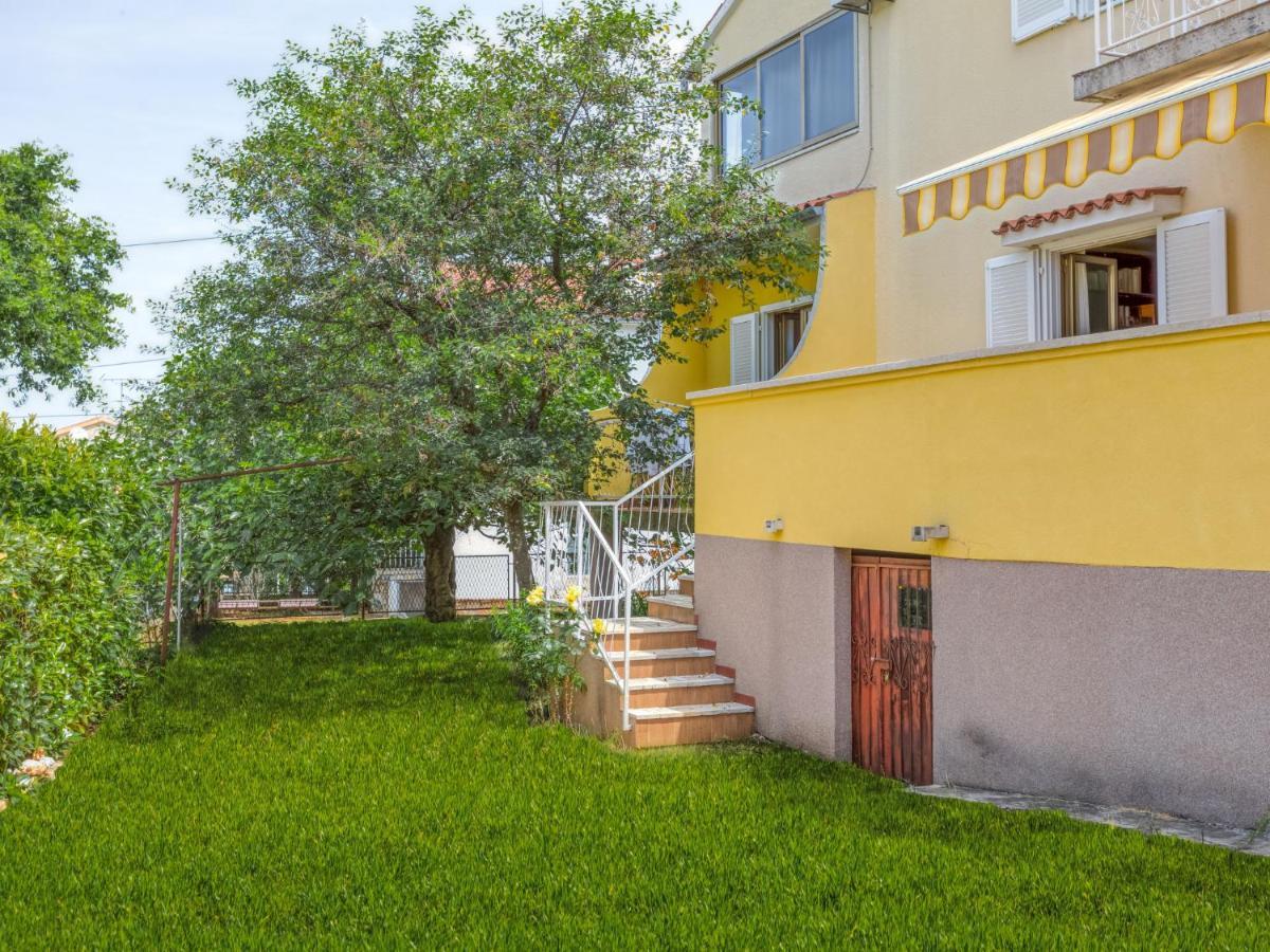 Apartment Daria-2 By Interhome Porec Ngoại thất bức ảnh